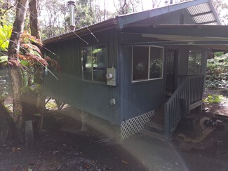 11-3885 6th St, Volcano, HI 96785