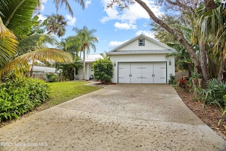 225 Pelican Dr, Melbourne Beach, FL 32951