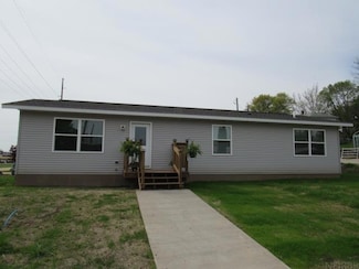201 W 4th St, Monticello, IA 52310
