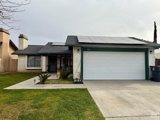 5408 Signa St, Bakersfield, CA 93307