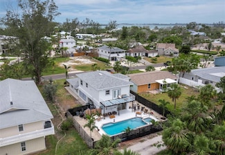 580 Russell St, Longboat Key, FL 34228