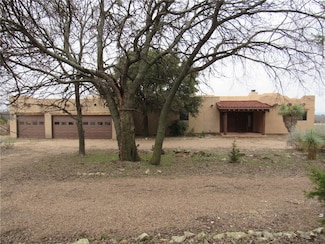 1493 Hcr 3110 N, Hillsboro, TX 76645