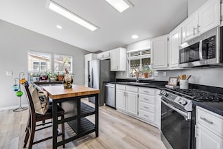525 W El Norte Pkwy Unit SPC 156, Escondido, CA 92026