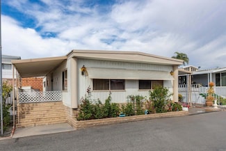 65 Brookside Ln, Oceanside, CA 92056