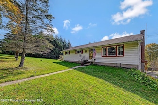 234 Spudeno Rd, Moscow, PA 18444