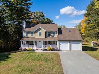 60 Rolling Green Dr, Foster, RI 02825