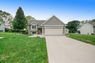 345 Alewa Dr NW, Grand Rapids, MI 49504