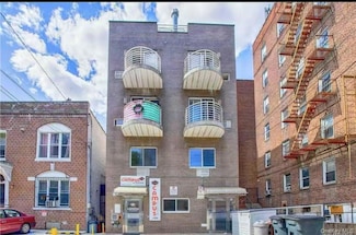 132-73 Maple Ave Unit 4D, Flushing, NY 11355