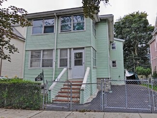 36 Lindsey St, Dorchester Center, MA 02124