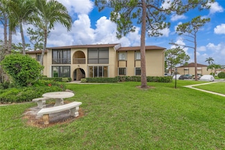 208 Pine Hov Cir Unit B-1, Greenacres, FL 33463