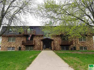 710 Geisinger Rd Unit 7, Storm Lake, IA 50588