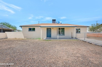 826 W Calle Margarita, Tucson, AZ 85706