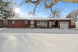 209 Oakdale Dr, South Amherst, OH 44001