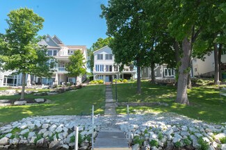 N37W26713 Kopmeier Dr, Pewaukee, WI 53072