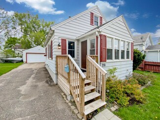 218 11th St NW, Rochester, MN 55901