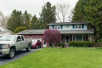 205 Slawson Dr, Camillus, NY 13031