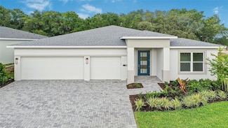 960 Club Cresswind Dr, Lady Lake, FL 32159