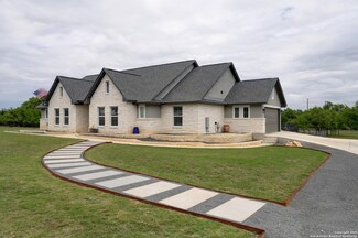 115 S Calvin Barrett, Blanco, TX 78606
