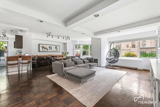 136 E 56th St Unit 14C, New York, NY 10022