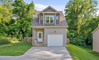 3266 E 38th St, Chattanooga, TN 37404