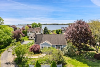 1 Lighthouse Ln, Old Saybrook, CT 06475