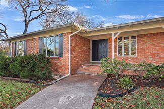 1010 Knott Place, Dallas, TX 75208