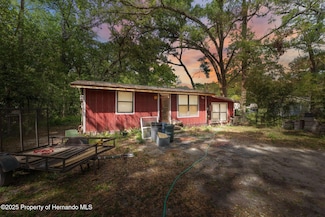 18411 Shady Side Dr, Brooksville, FL 34601