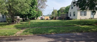 1212 Kenilworth Ave, Coshocton, OH 43812