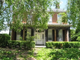 13B S Main St, Stewartstown, PA 17363