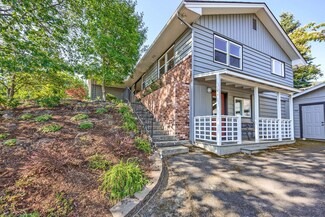 359 Kearney St, Ashland, OR 97520