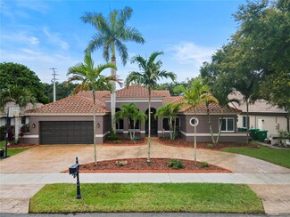 9030 Southern Orchard Rd S, Davie, FL 33328