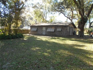3752 Cr 406 A, Lake Panasoffkee, FL 33538