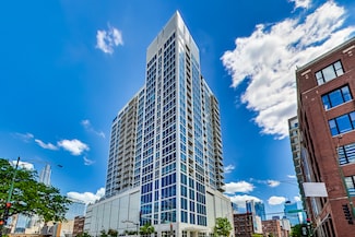 757 N Orleans St Unit 909, Chicago, IL 60654