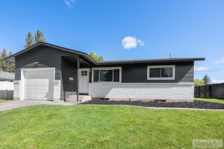 2016 Sierra St, Idaho Falls, ID 83402