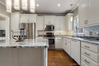 2227 E 24th St, Tulsa, OK 74114