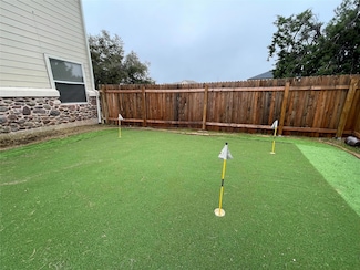 404 Buckhorn Dr, Lago Vista, TX 78645