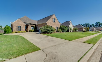133 Sweetbriar Dr, Canton, MS 39046