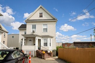 28 Faulkner St, Malden, MA 02148