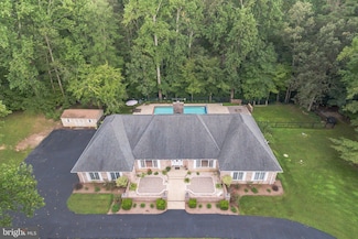 1730 Stone Dr, Huntingtown, MD 20639