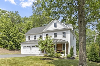 306 Laws Brook Rd, Concord, MA 01742