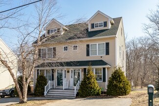 82 Felton St Unit A, Lowell, MA 01852