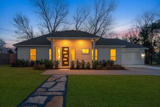 7934 Blossom Ln, Dallas, TX 75227