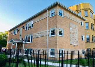 1028 N Austin Blvd, Oak Park, IL 60302