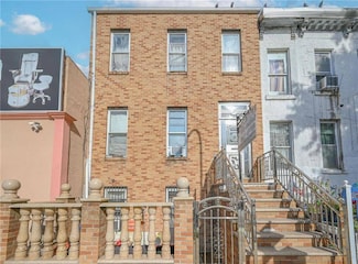 684 4th Ave, Brooklyn, NY 11232