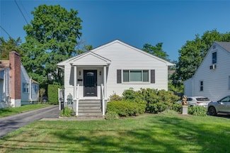 103 N Ridge St, Port Chester, NY 10573