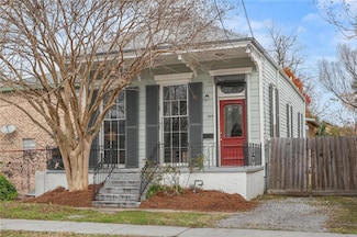 2419 Lapeyrouse St, New Orleans, LA 70119