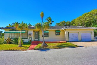 801 S Palmway, Lake Worth, FL 33460
