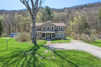1259 Sands Creek Rd, Hancock, NY 13783