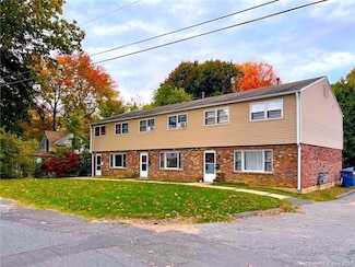 59 Mohawk St Unit A, Waterbury, CT 06706
