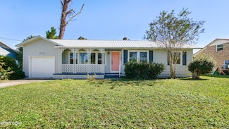 208 N Macarthur Ave, Panama City, FL 32401